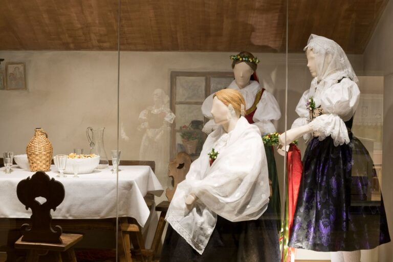 Den_otevench_dve__Suk