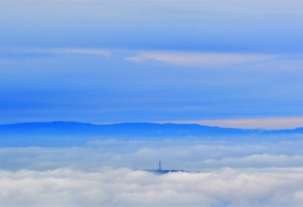 Výhled z Kelčského Javorníku na Tlustou horu