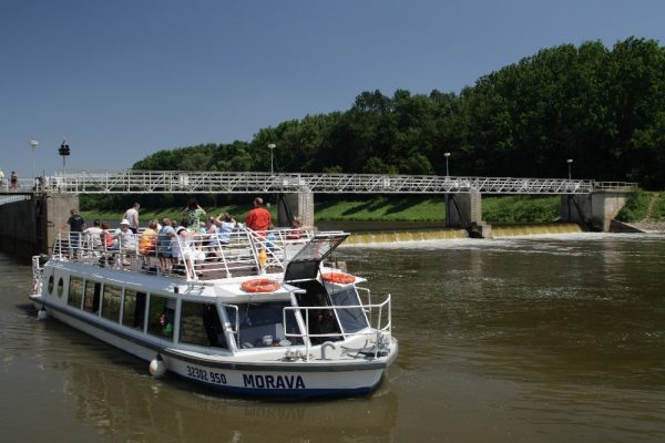 loď Morava