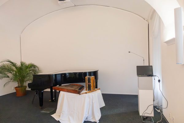 sal_zamek_kinskych (1)