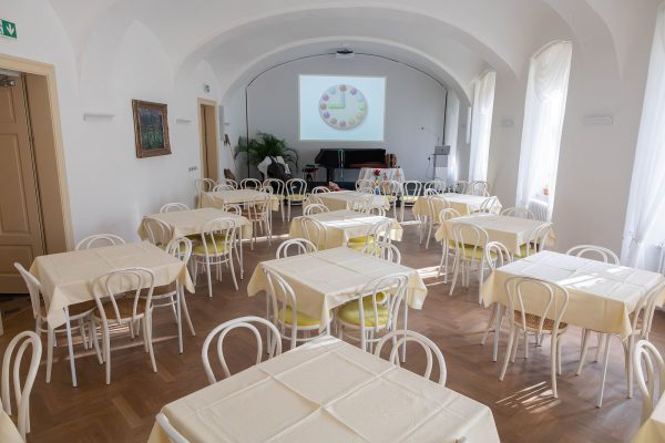 sal_zamek_kinskych (3)