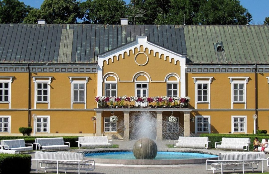 slovenske_sklarske_muzeum_lednicke_rovne-
