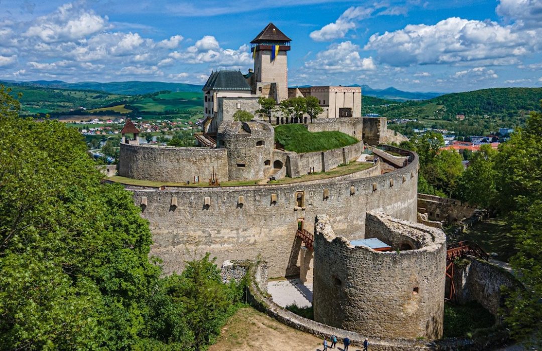 thumbnail_Trenčiansky hrad